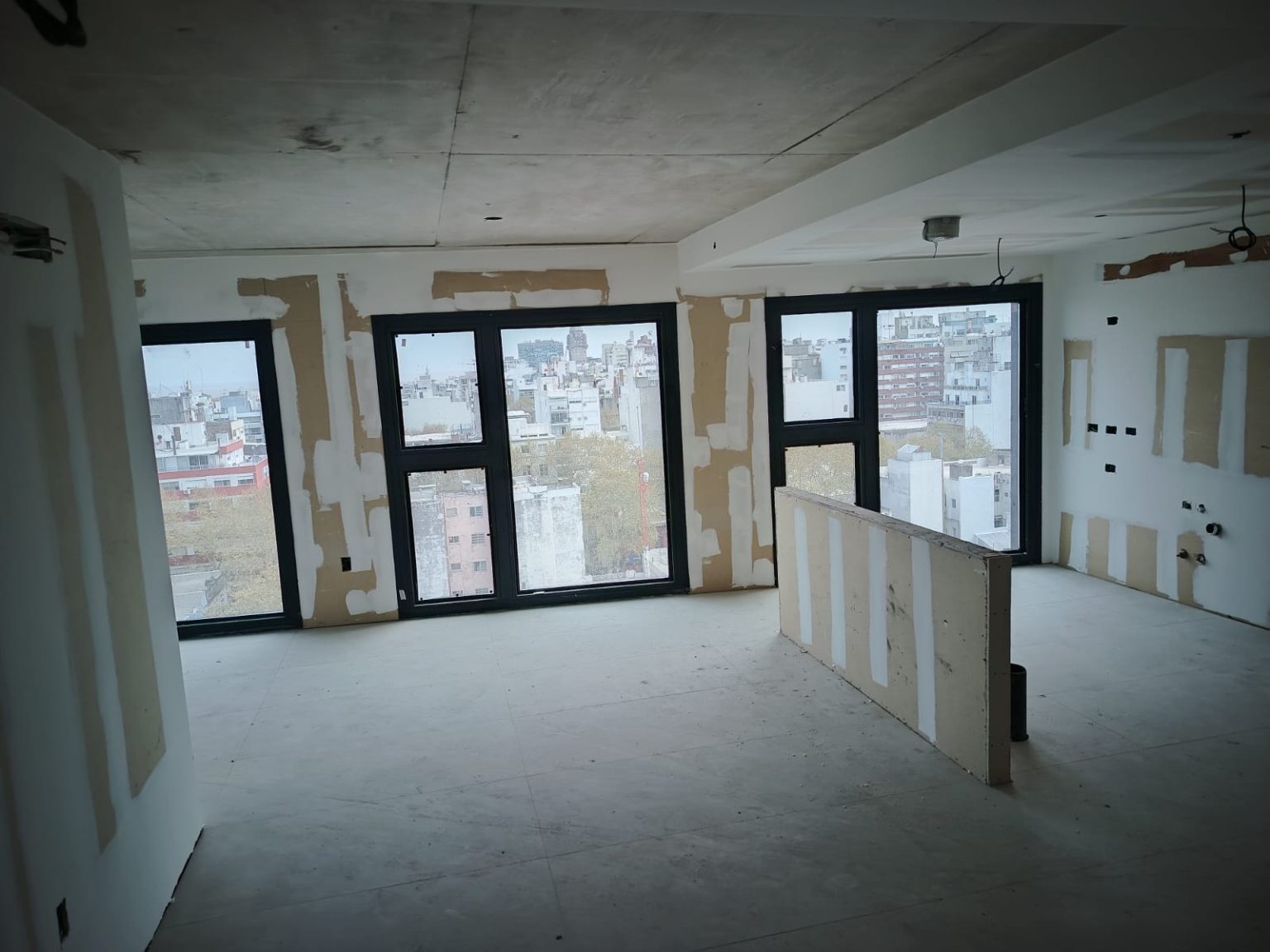 WhatsApp Image 2025-09-29 at 16.17.15 (2)